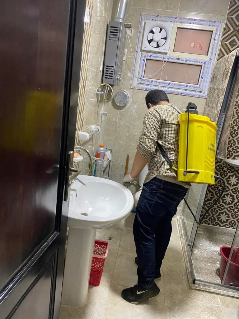 شركة يزن لمكافحة الحشرات في كمبوند الخمائل الشيخ زايد